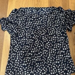 Banana Republic blouse size Petite M